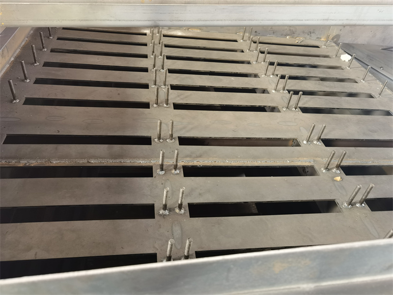 金属滤袋除尘设备